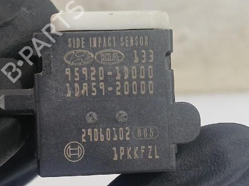 Electronic sensor KIA CARENS III MPV (UN) 2.0 CRDi 140 | BP31564046M84 - Image 7