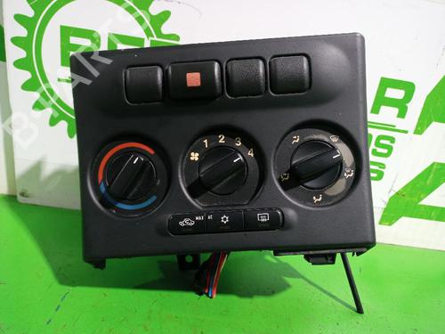 Climate control OPEL ZAFIRA A MPV (T98) 2.0 DI 16V (F75) | BP31552807I5 