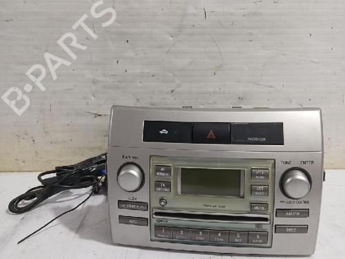 Used Radio TOYOTA COROLLA Verso (ZER_, ZZE12_, R1_) 2.2 D-4D (AUR10_, AUR10R) (177 hp) 31563799