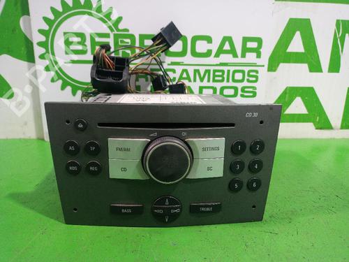 Used Radio OPEL ZAFIRA / ZAFIRA FAMILY B (A05) 1.9 CDTI (M75) (120 hp) 31550248