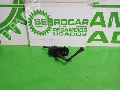 Used Clutch slave cylinder FORD FIESTA V (JH_, JD_) 1.4 TDCi (68 hp) 31553034
