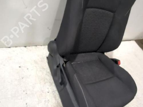 Right front seat TOYOTA COROLLA Hatchback (_E21_, _EA1_, _EH1_) 1.8 VVTi Hybrid (ZWE219) | BP31567719C16  - Image 6