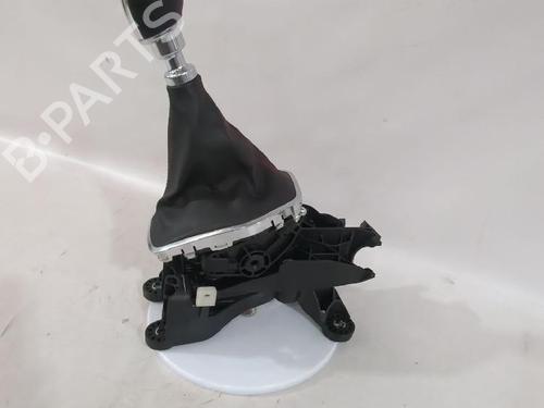 Used Gear lever Gear lever FORD PUMA (J2K, CF7) 1.0 EcoBoost (125 hp) 33904673 33904673