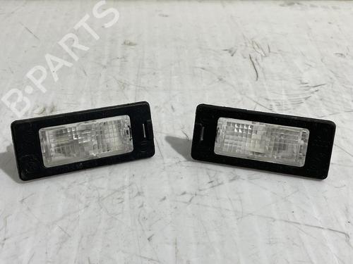 licence-plate-light-skoda-yeti-5l-2009-2010-2011-2012-2013-2014-2015-2016-2017-31560832 main image