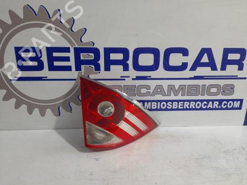 Farolim esquerdo Farolim esquerdo FORD MONDEO III (B5Y) [2000-2007] 31673802 31673802