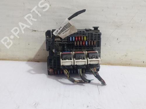 Used Fuse box Fuse box PEUGEOT 508 I (8D_) 2.0 HDi (163 hp) 31560798 31560798