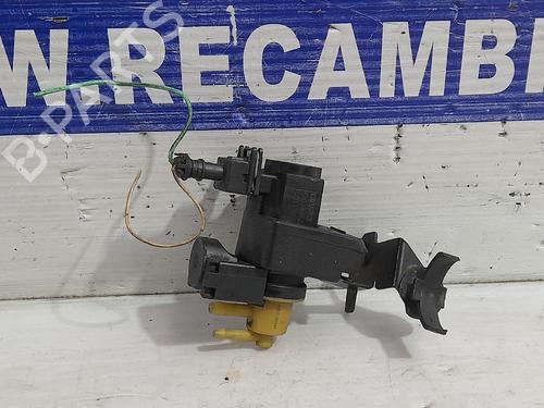 Used Electronic sensor RENAULT LAGUNA II (BG0/1_) [2001-2007]  31673986