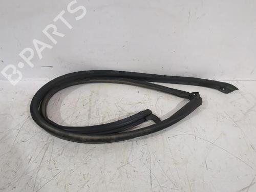 Used Rubber door seal Rubber door seal PEUGEOT RIFTER 1.5 BlueHDi 100 (102 hp) 31564680 31564680