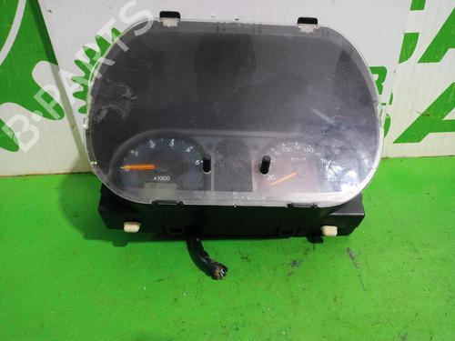 Used Instrument cluster Instrument cluster FORD FIESTA V Van 1.4 TDCi (68 hp) 31549638 31549638