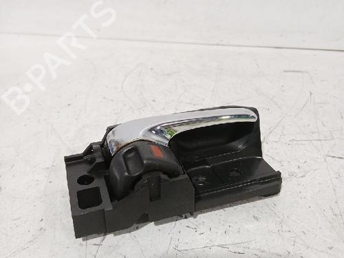 Højre bagtil invendig håndtag TOYOTA AVENSIS Saloon (_T25_) 2.0 D-4D (ADT250_, ADT250R) (126 hp) 32489646