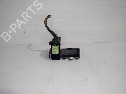 Used Fuse box MINI MINI (R56) Cooper (120 hp) 31555470