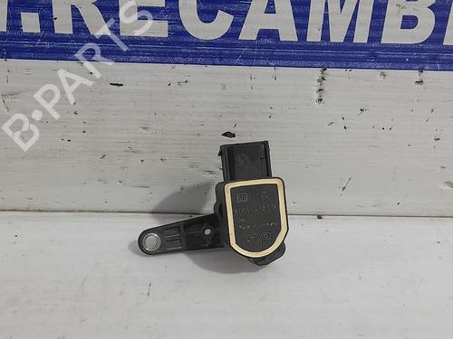 Used Electronic sensor Electronic sensor MERCEDES-BENZ E-CLASS (W212) E 220 CDI / BlueTEC (212.001, 212.002) (170 hp) 31542044 31542044