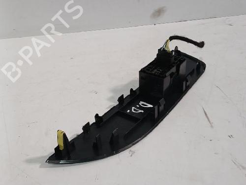 Right front window switch TOYOTA COROLLA Hatchback (_E21_, _EA1_, _EH1_) 1.8 VVTi Hybrid (ZWE219) | BP31567222I26