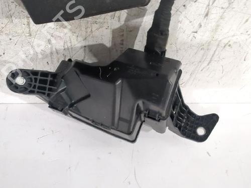 Fuse box TOYOTA YARIS (_P21_, _PA1_, _PH1_) 1.5 Hybrid (MXPH11) | BP31567277E1 