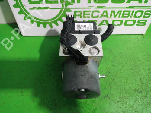 Used ABS pump ABS pump KIA SORENTO I (JC) 2.5 CRDi 4WD (140 hp) 31547686 31547686