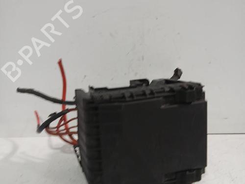 Used Fuse box Fuse box VW GOLF V (1K1) 2.0 TDI (140 hp) 33734820 33734820
