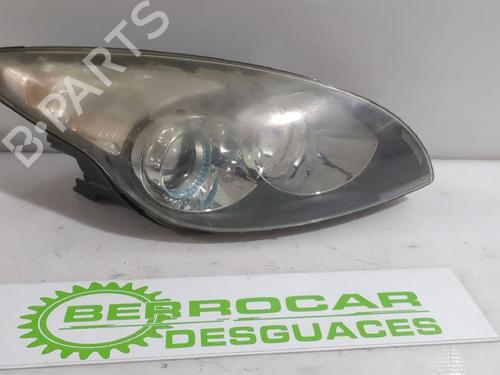 Used Right headlight Right headlight HYUNDAI i30 (FD) 1.6 CRDi (90 hp) 31566960 31566960