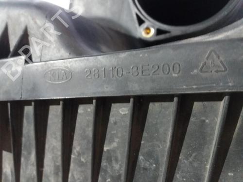 Used Air filter box Air filter box KIA SORENTO I (JC) 2.5 CRDi 4WD (140 hp) 31569102 31569102
