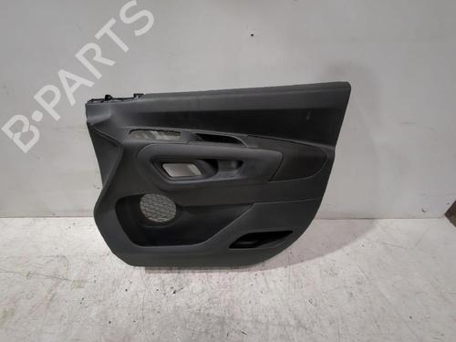 Høyre frontpanel PEUGEOT RIFTER 1.5 BlueHDi 100 (102 hp) 31564482