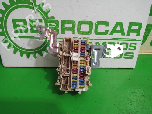 Used Fuse box Fuse box 31548951 31548951