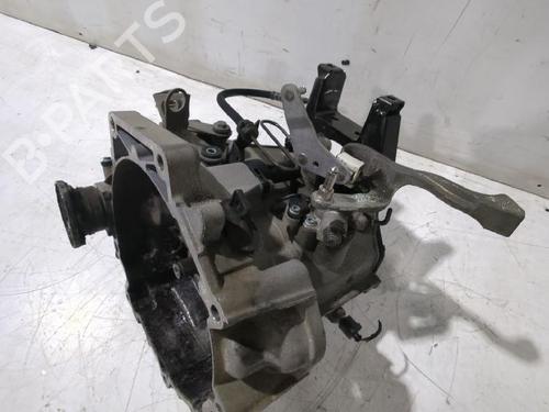 Gearbox VW POLO IV Saloon (9N2, 9N4) 1.9 TDI | BP32464174M3