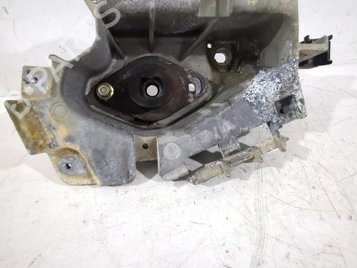 Used Engine mount Engine mount RENAULT CLIO II (BB_, CB_) 1.2 (BB0A, BB0F, BB10, BB1K, BB28, BB2D, BB2H, CB0A,... (58 hp) 32466060 32466060