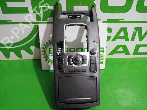 Used Radio AUDI A6 C6 (4F2) 2.4 (177 hp) 31548809