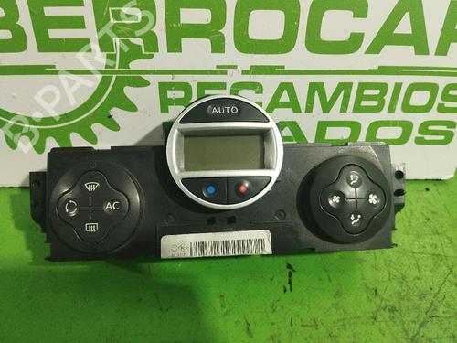 Used Climate control RENAULT MEGANE II Saloon (LM0/1_) 1.5 dCi (LM1E) (106 hp) 31545501