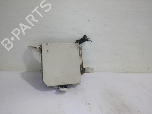 Used Fuse box NISSAN MICRA III (K12) 1.2 LPG (80 hp) 31558558