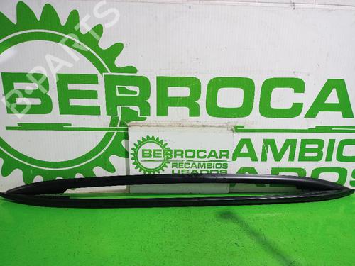 Used Roof bar VW T-ROC (A11, D11) 1.0 TSI (110 hp) 31553942