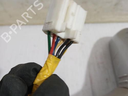 Right mirror KIA CARENS III MPV (UN) 2.0 CRDi 140 | BP31564182C27