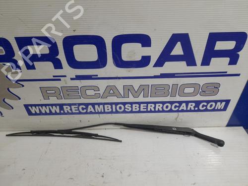 Used Front windshield wiper arm Front windshield wiper arm HYUNDAI SANTA FÉ I (SM) 2.0 CRDi (113 hp) 31542160 31542160