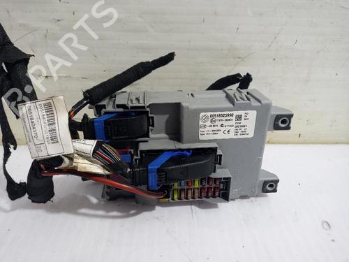Used Fuse box FIAT 500 (312_) 1.0 Mild Hybrid (312.AYD1B) (69 hp) 31560661