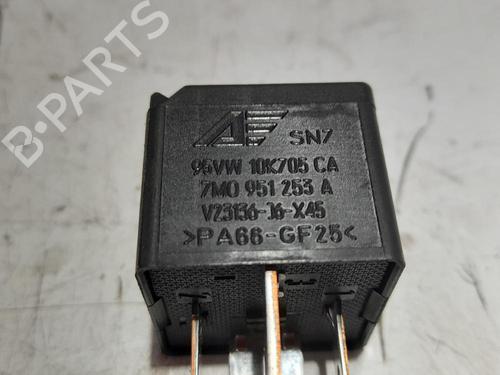 Electronic module SEAT LEON (1M1) 1.9 TDI | BP31538764M83 - Image 2