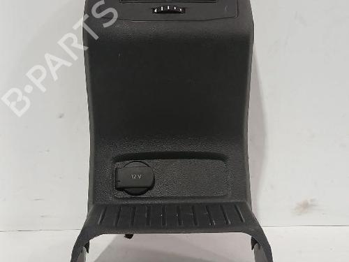 Used Air vent VW T-ROC (A11, D11) 1.6 TDI (115 hp) 31568072