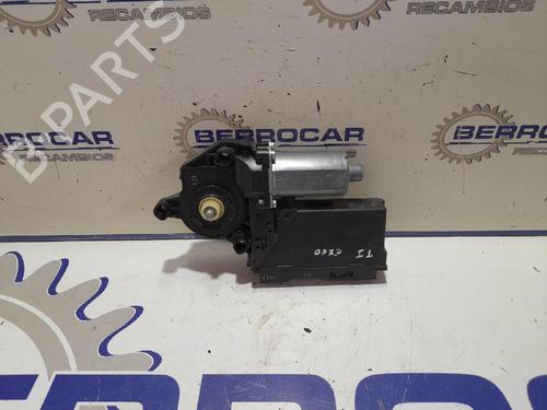 Left rear window motor SEAT EXEO (3R2) 2.0 TDI | BP31539216E23