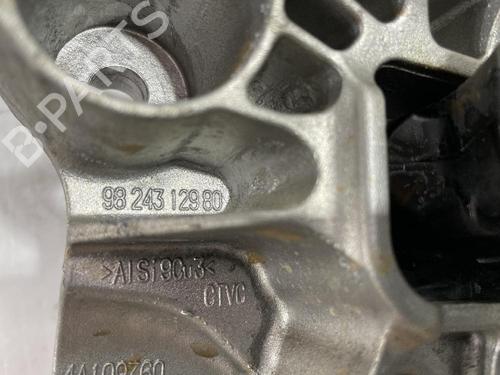 Engine mount OPEL CORSA F (P2JO) 1.2 (68) | BP31562778M89