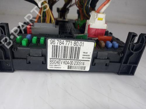 Fuse box PEUGEOT 3008 I MPV (0U_) 1.6 HDi | BP31555338E1