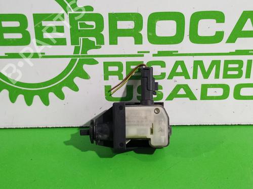 Used Fuel door actuator Fuel door actuator CITROËN C4 Picasso I MPV (UD_) 1.6 HDi (109 hp) 31674408 31674408