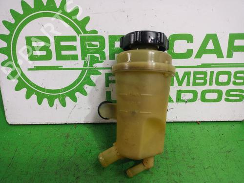Used Power steering reservoir FORD FOCUS I Saloon (DFW) 1.8 Turbo DI / TDDi (90 hp) 31546848