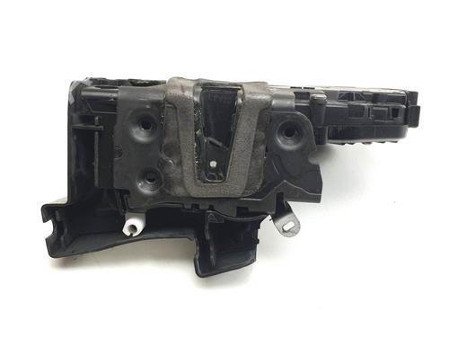 Used Front left lock Front left lock LAND ROVER RANGE ROVER SPORT I (L320) 3.0 D 4x4 (245 hp) 27885489 27885489