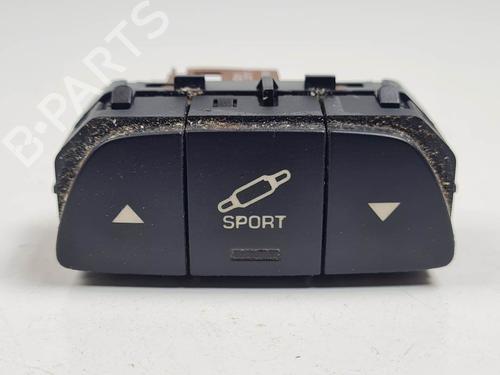 Used Switch Switch CITROËN C5 III (RD_) 2.0 HDi (RDRHD8, RDRHDJ, RDRHR8, RDRHRJ) (136 hp) 28027137 28027137