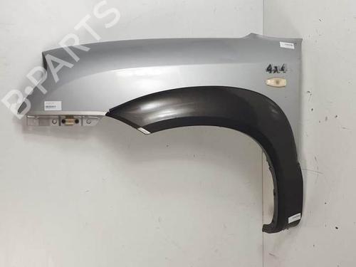 Used Left front fenders HYUNDAI TUCSON (JM) 2.0 All-wheel Drive (141 hp) 19421195