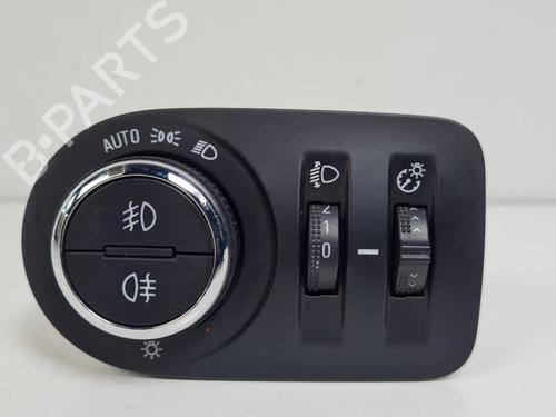 Used Headlight switch Headlight switch 37229946 37229946