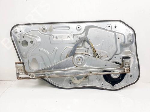 Used Front right window mechanism Front right window mechanism VOLVO V50 (545) 2.0 D (136 hp) 12372177 12372177