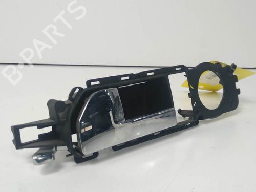 Used Rear left interior door handle Rear left interior door handle VW TOUAREG (7LA, 7L6, 7L7) 2.5 R5 TDI (174 hp) 8916182 8916182