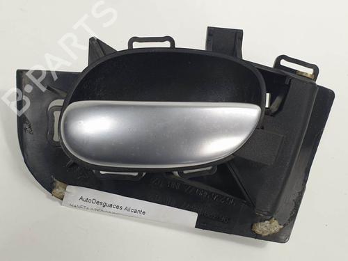 Used Front right interior door handle Front right interior door handle PEUGEOT 206 CC (2D) 2.0 S16 (136 hp) 6847234 6847234