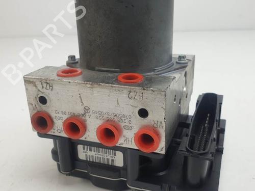 Used ABS pump MERCEDES-BENZ B-CLASS Sports Tourer (W245) B 180 CDI (245.207) (109 hp) 24499517