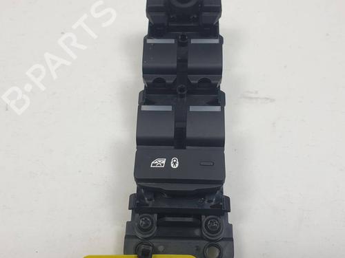 Used Left front window switch Left front window switch LAND ROVER RANGE ROVER SPORT II (L494) 3.0 SDV6 4x4 (249 hp) 40176106 40176106