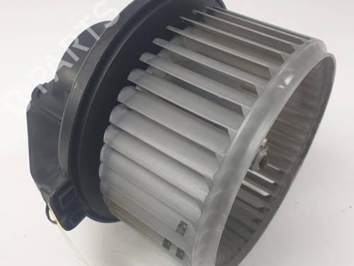 Used Heater blower motor Heater blower motor LAND ROVER RANGE ROVER SPORT I (L320) 3.0 D 4x4 (256 hp) 30762736 30762736